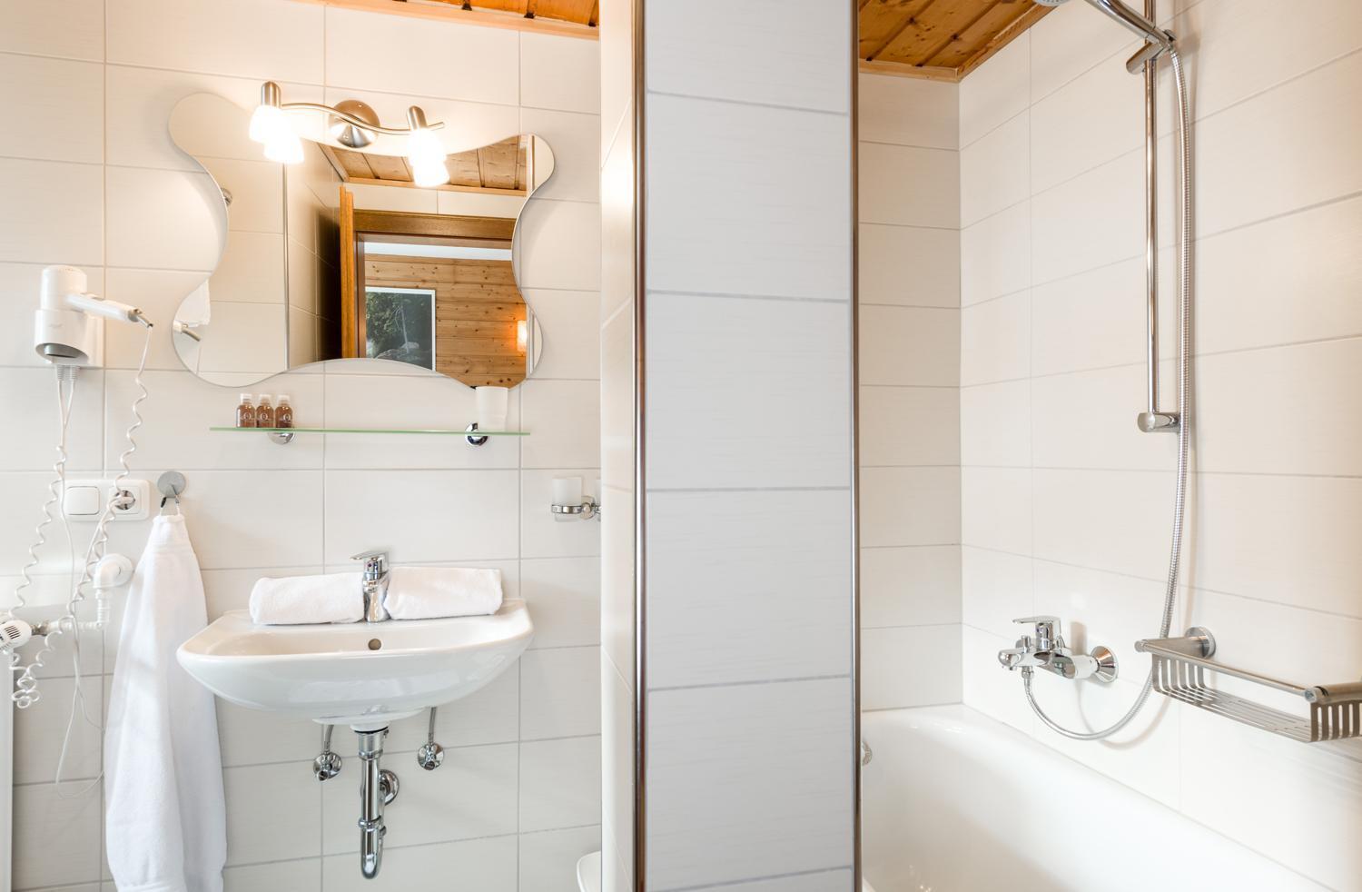 Gaestehaus Zugspitzblick Berwang Room photo