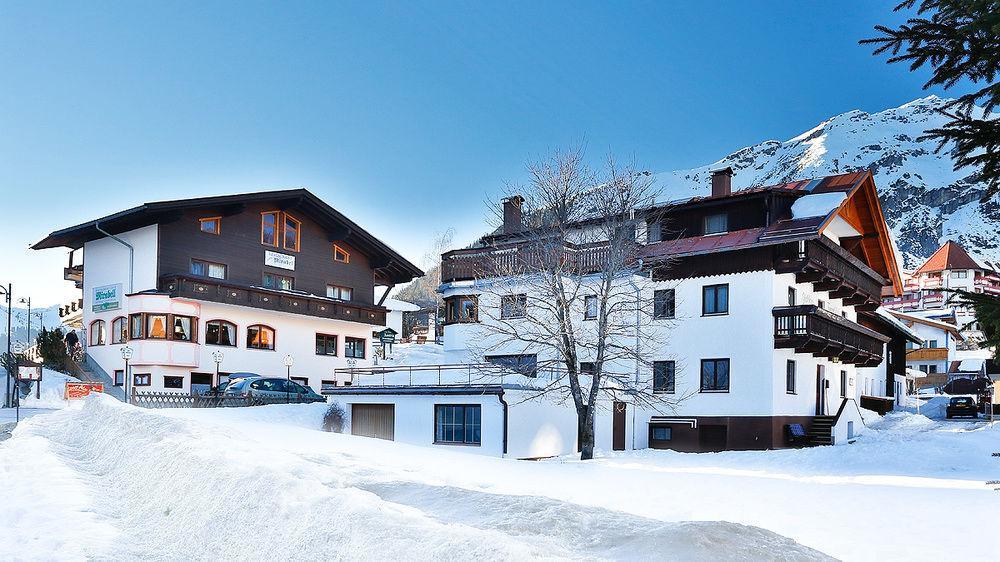 Gaestehaus Zugspitzblick Berwang Exterior photo